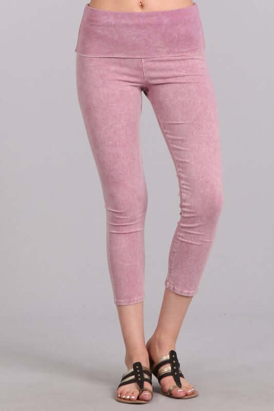 Rose Lilac Mineral Washed Capri Leggings