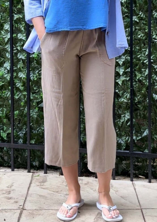 Relaxed Cotton Cropped Pants