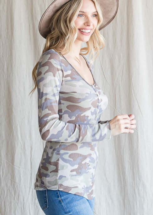 Fitted Fall Base Layer Camo Tee