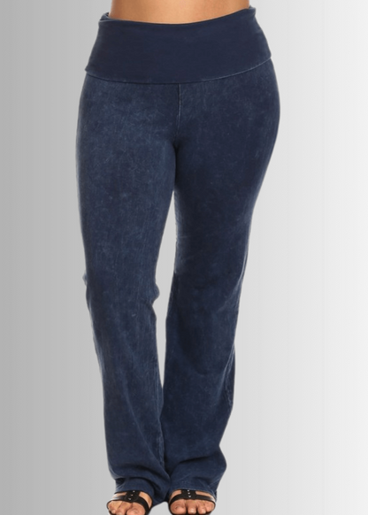 Bootcut Mineral Washed Jeggings in Plus Size