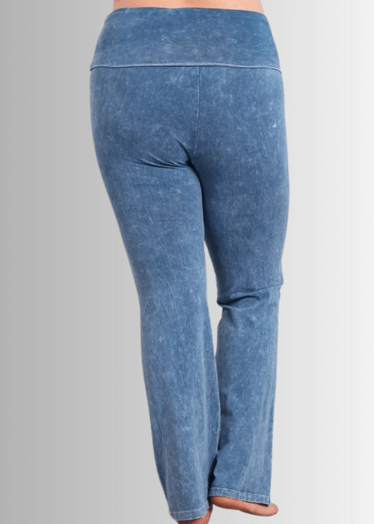 Bootcut Mineral Washed Jeggings in Plus Size