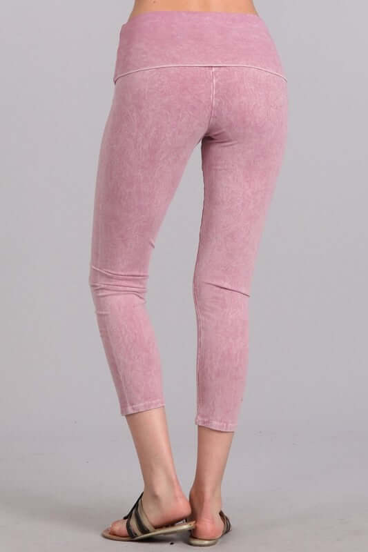 Rose Lilac Mineral Washed Capri Leggings