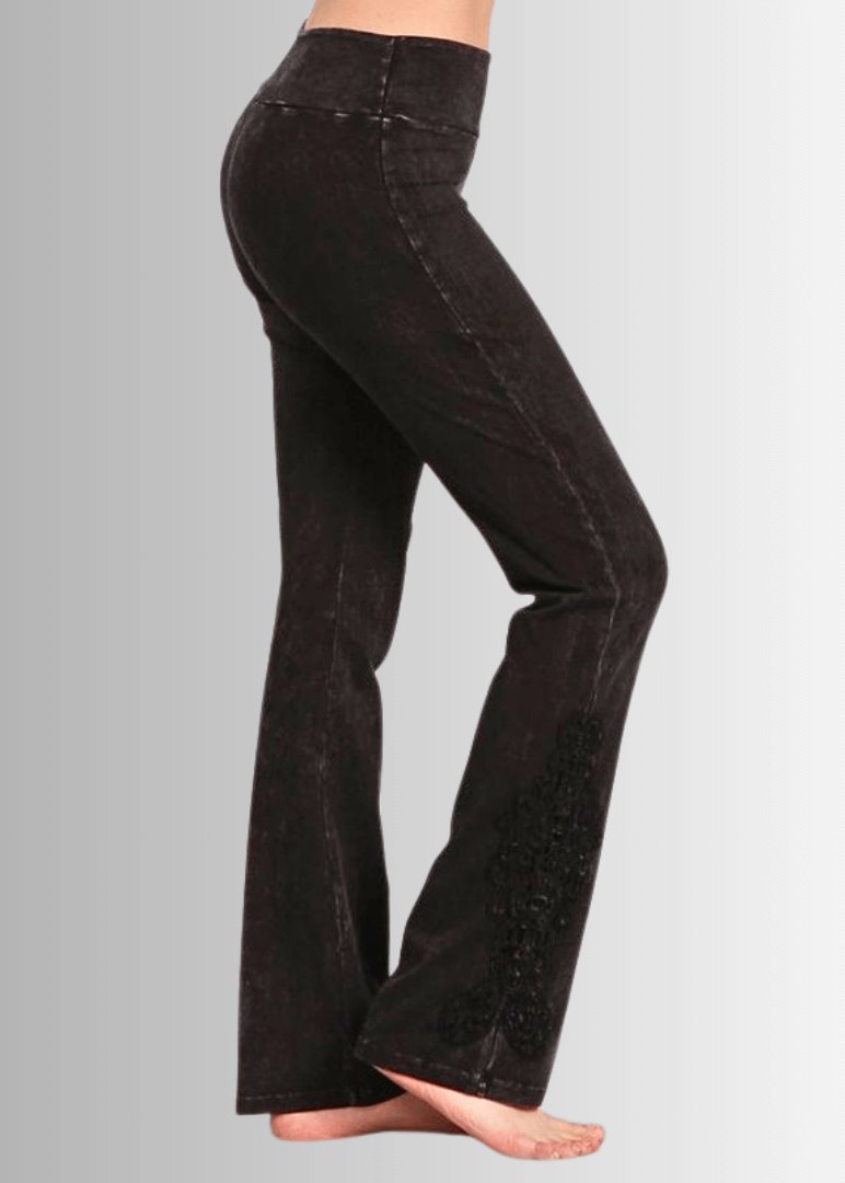 Bootcut Jeggings Crochet Hem in Plus Size