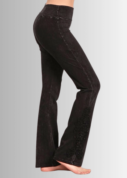 Bootcut Jeggings Crochet Hem in Plus Size