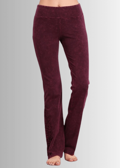 Mineral Washed Bootcut Jeggings Crochet DetaiL
