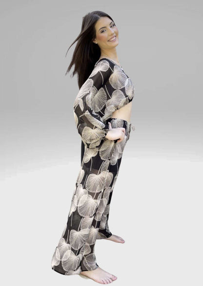 Cabaña Leaf Resort Style Outfit