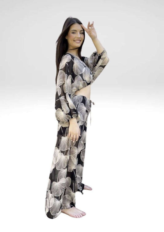 Cabaña Leaf Resort Style Outfit