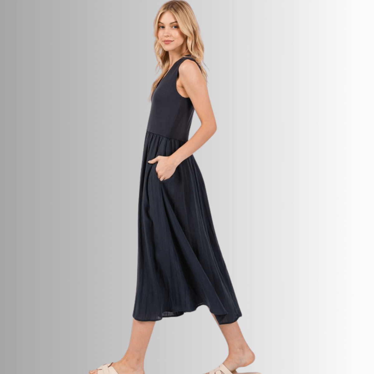 Nora Sleeveless Contrast Midi Dress