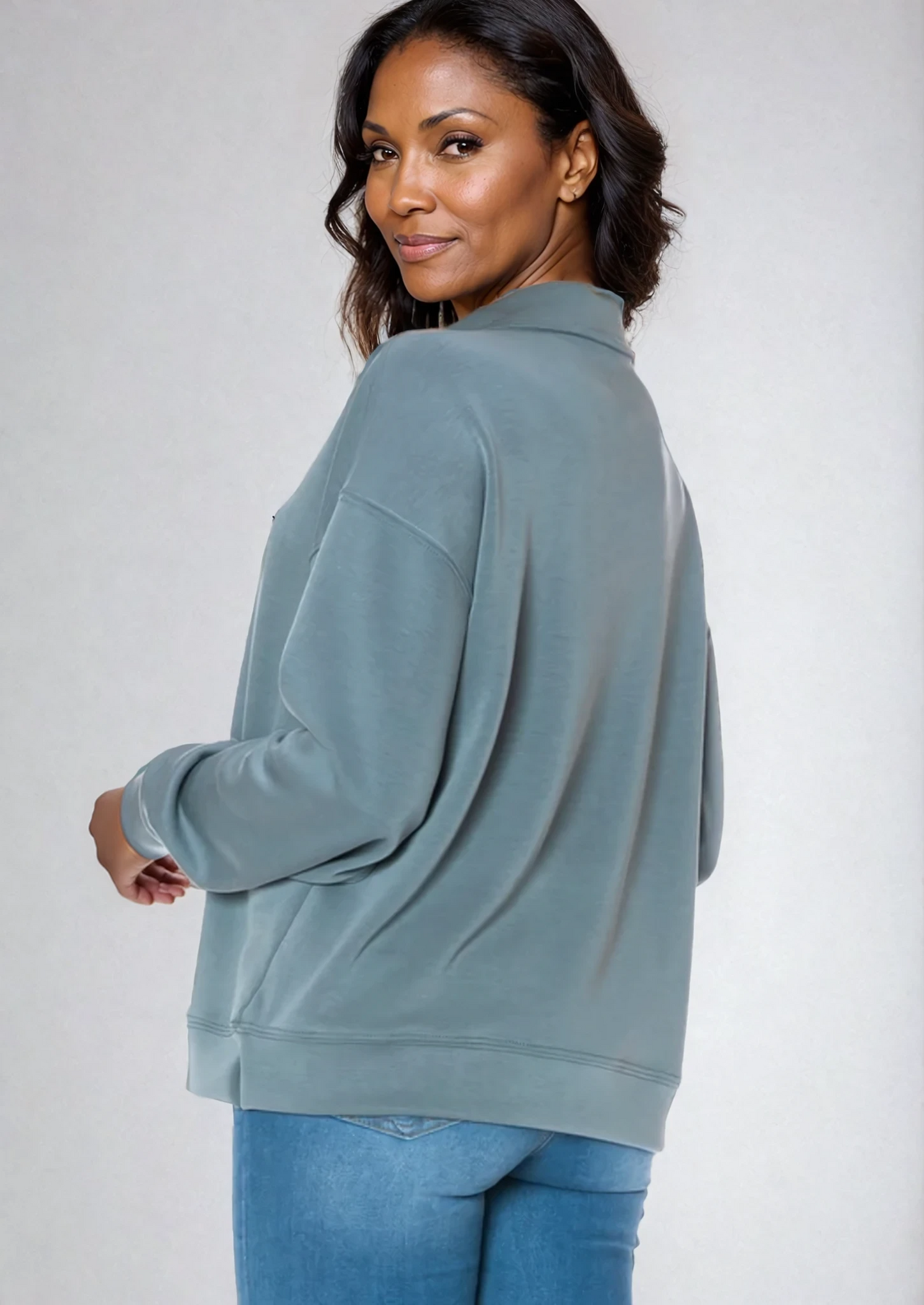 Elle Dreamy Soft V-Neck Pullover