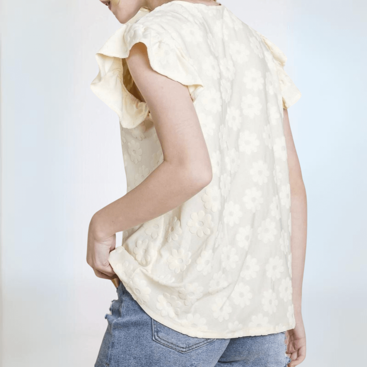 Adorable Daisies Textured Top Made in USA
