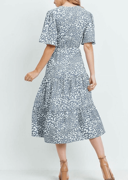 Laurel Leopard Print Midi Dress in Gray