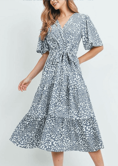 Laurel Leopard Print Midi Dress in Gray