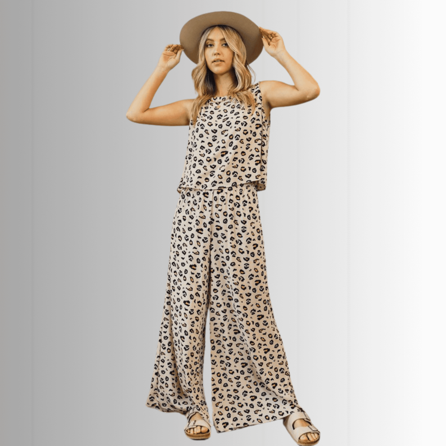 Super Cute Animal Print Casual Pants Set