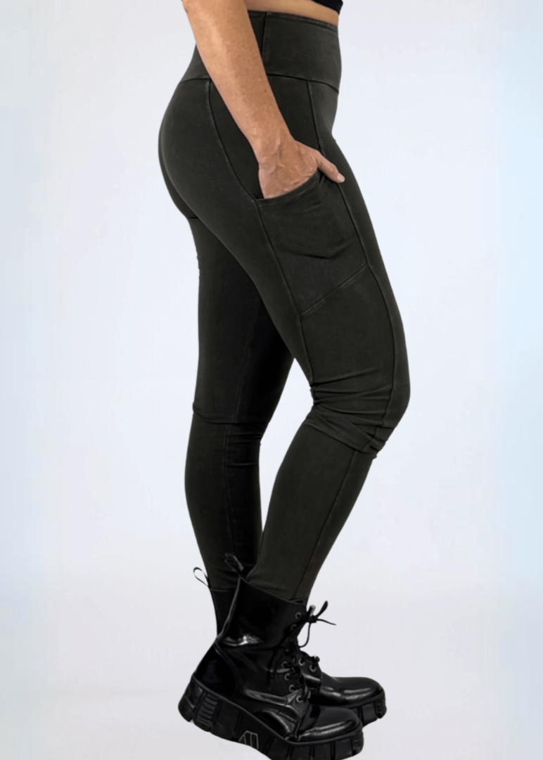 A Perfect Fit  Pocket Leggings