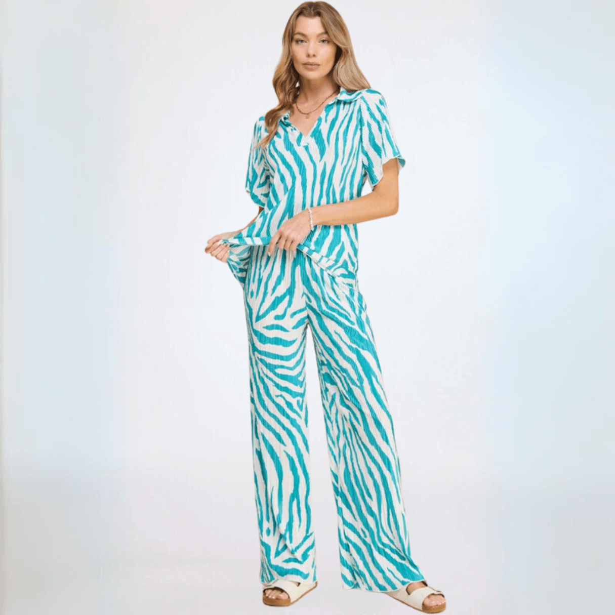 Nova Pleated Set