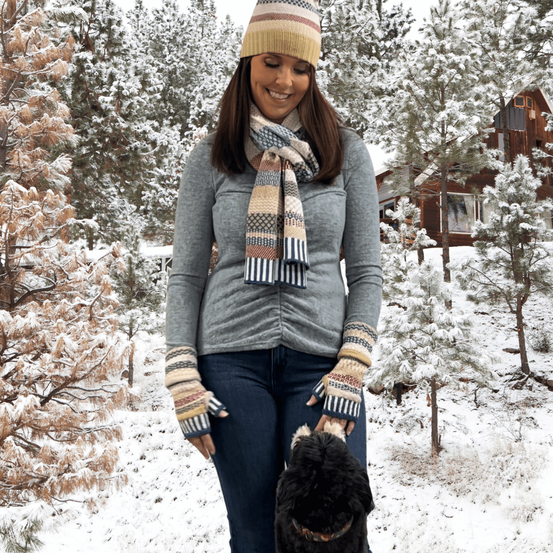 BATEAU MOUCHE Knitted Fingerless Gloves By Solmate Made in USA