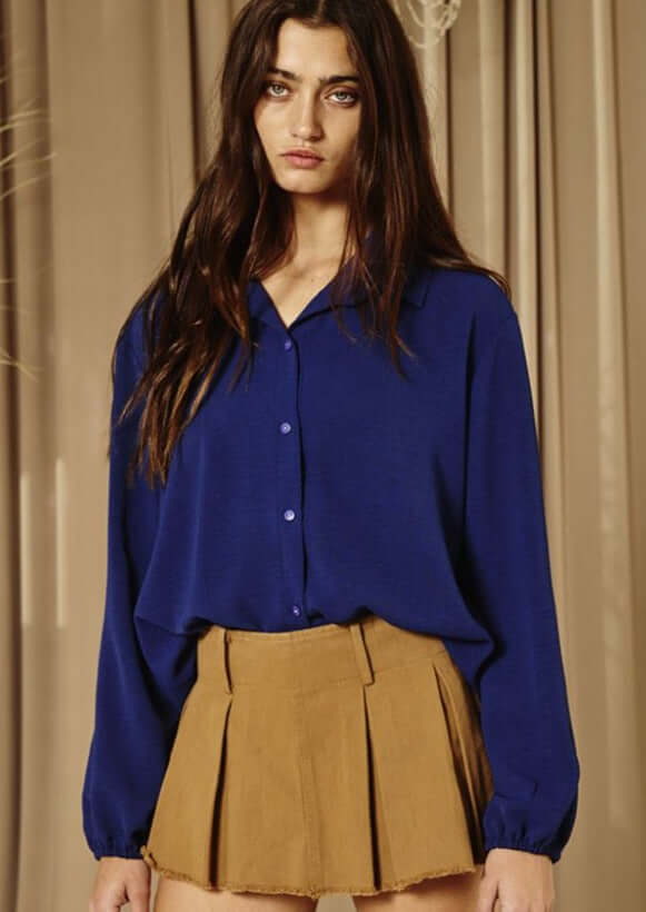 Simple & Stylish Button Down Blouse